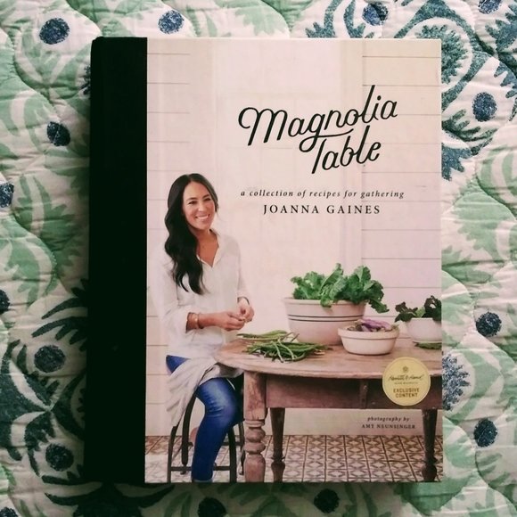 Magnolia Table Cookbook by Joanna Gaines Vol. 1 - Picture 1 of 1